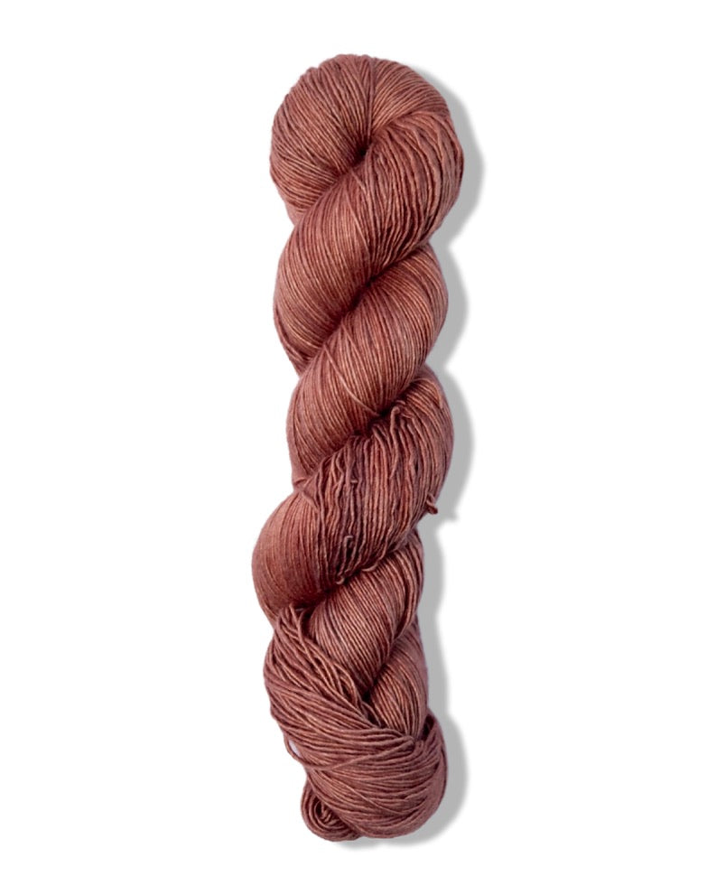 Garnet | Silky Fingering