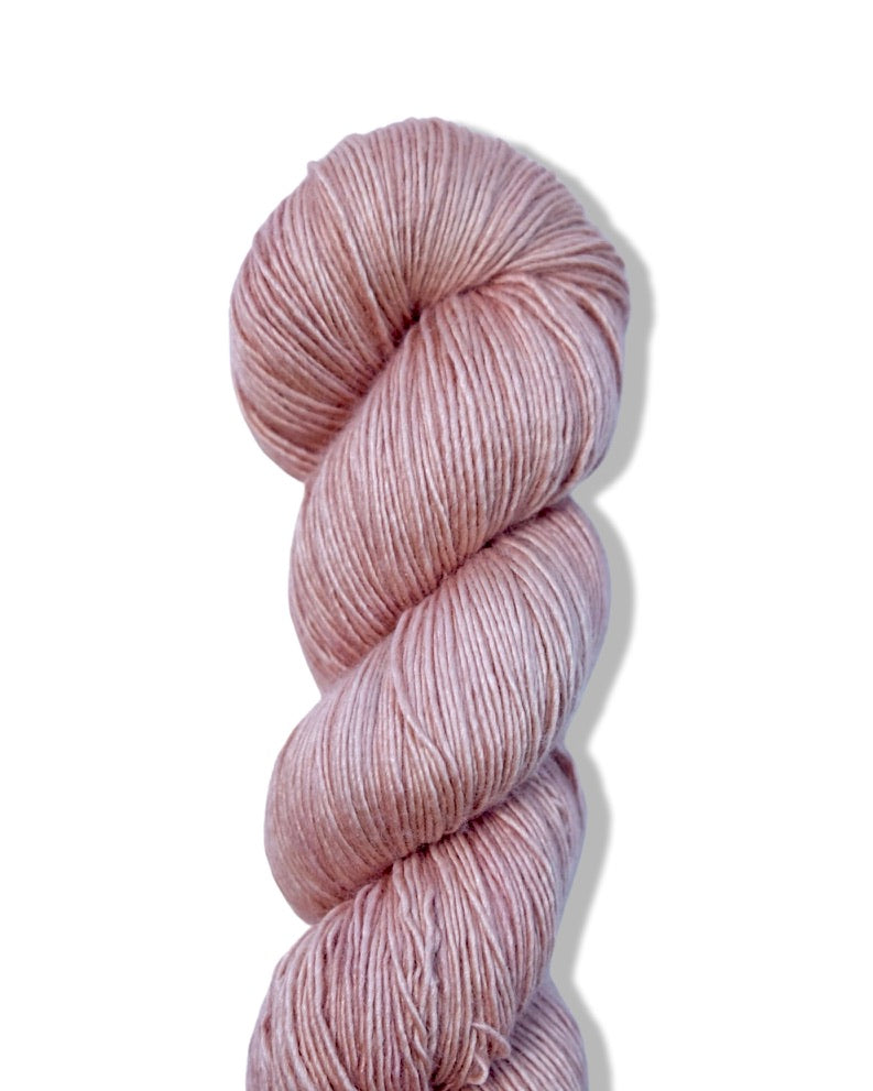 Rose Quartz | Silky Fingering